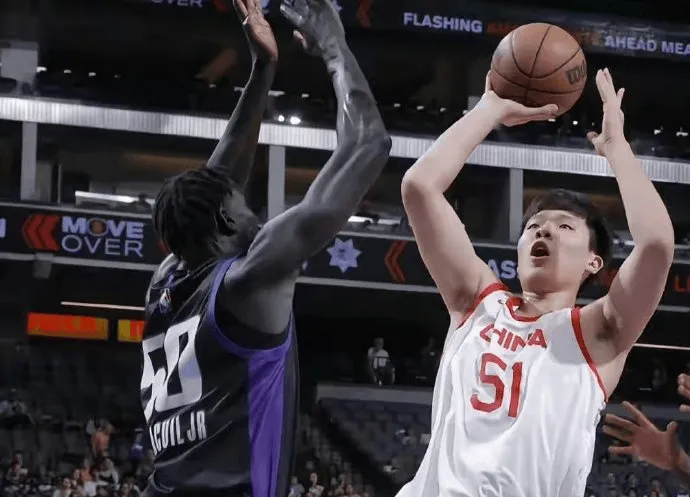 媒体人：NBA球探称杨汉森上场时间太少 看不到他的潜力
